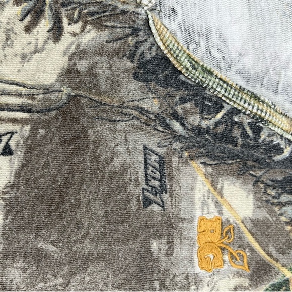 Realtree Xtra Camo Pullover Hoodie – Size XL - Picture 4 of 8